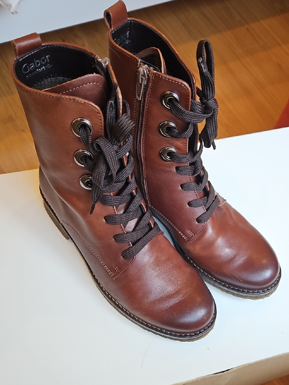 Gabor Women's Chestnut Brown Combat Boots With Laces And Zippers